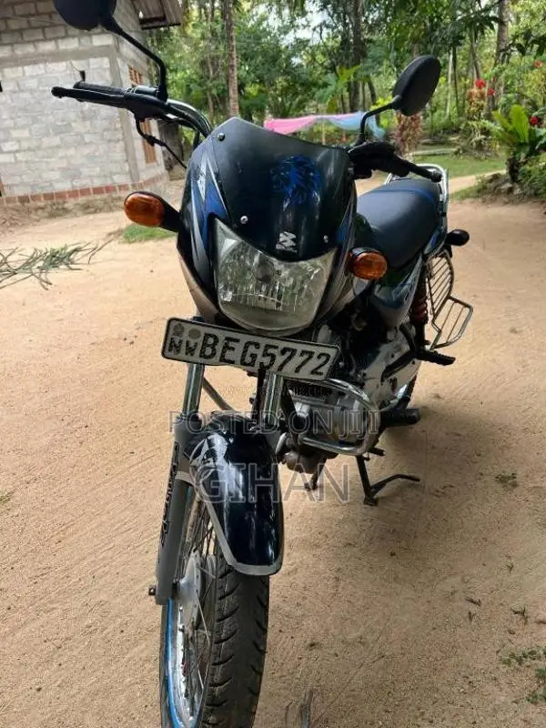 Bajaj CT-100 2016 Motorbike (Used)
