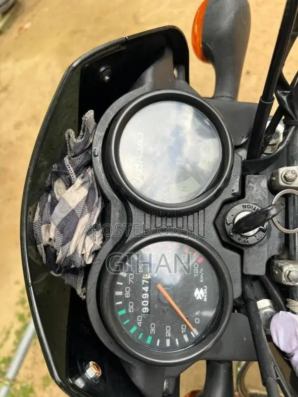 Bajaj CT-100 2016 Motorbike (Used)