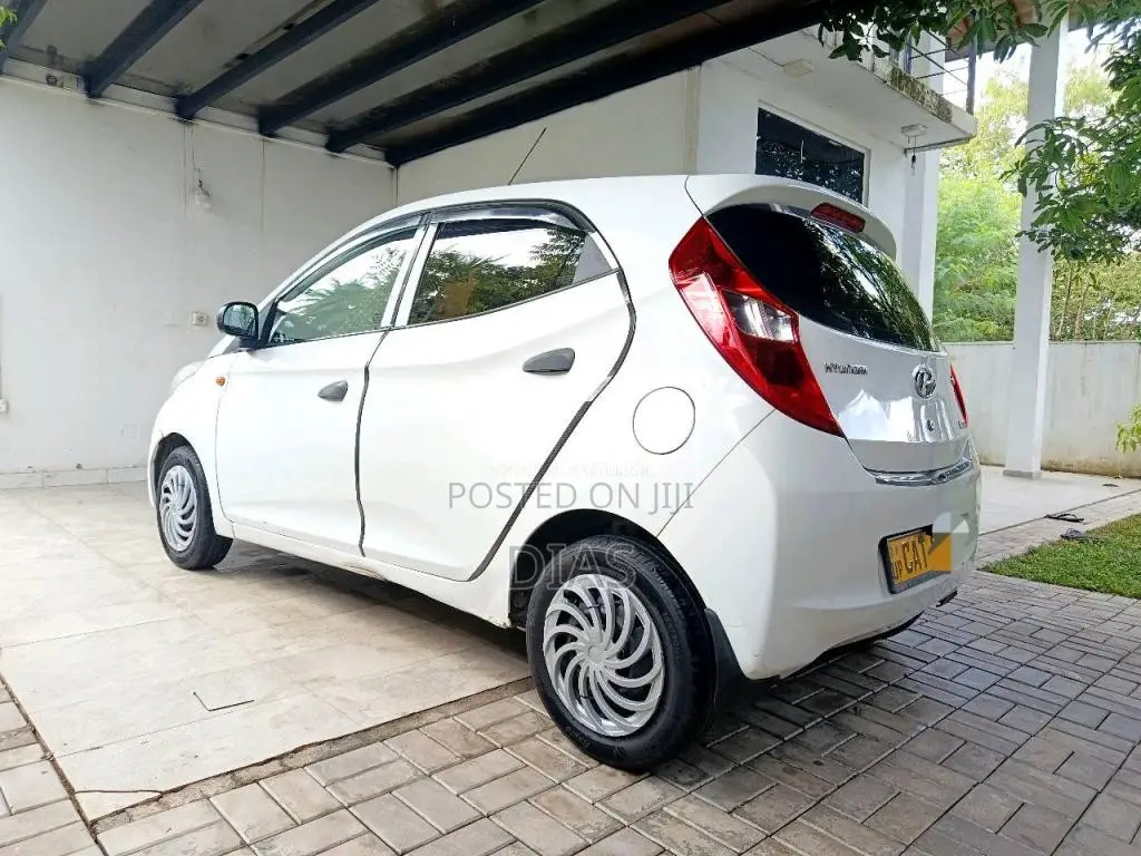 Hyundai EON 2017 Car (Used)