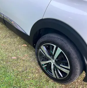 Peugeot 3008 2018 SUV (Used)