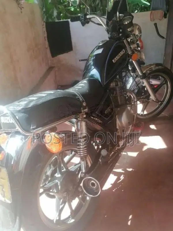Suzuki 125 H 1996 Motorbike (Used)