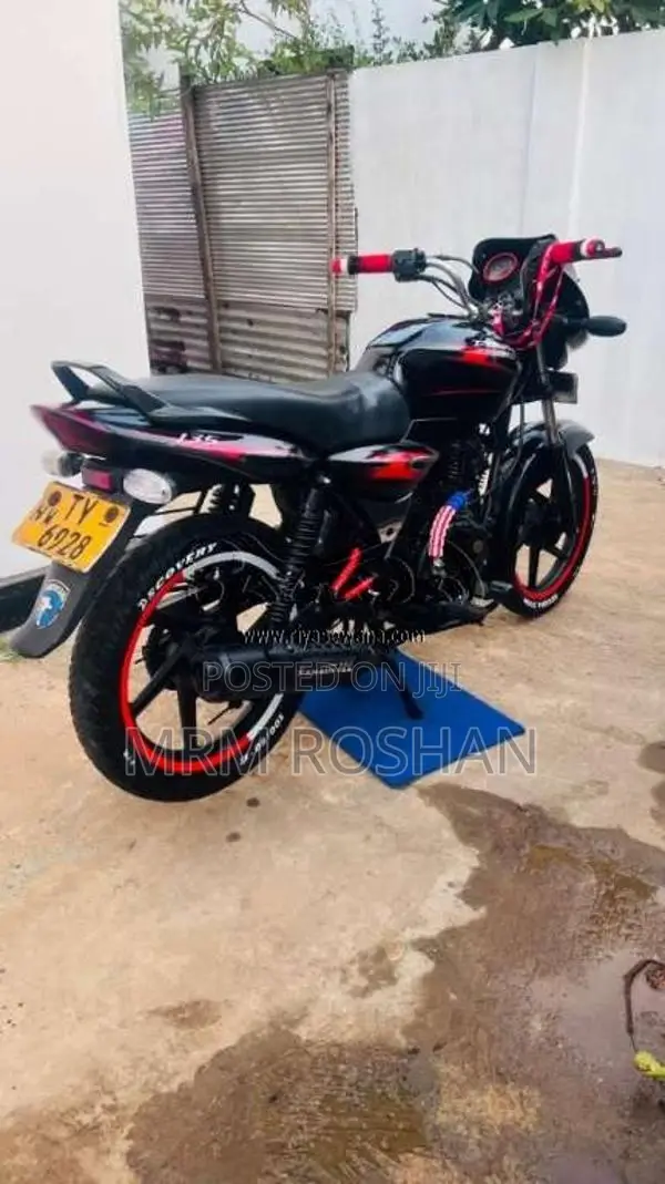 Bajaj Discover 2007 Motorbike (Used)