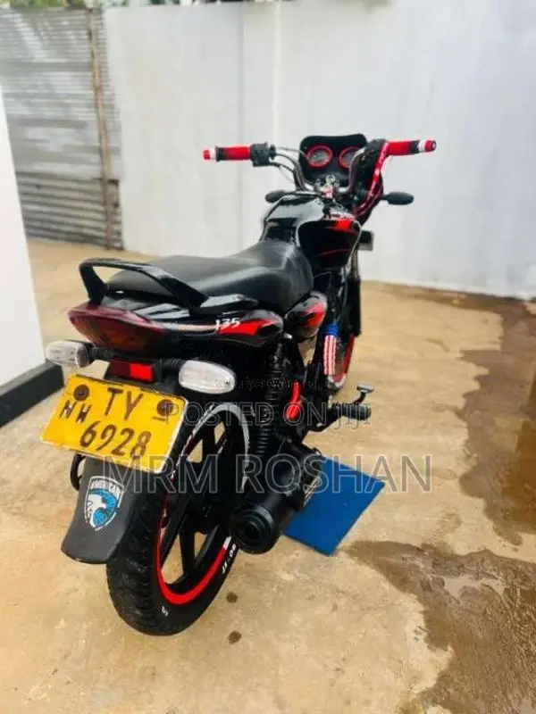 Bajaj Discover 2007 Motorbike (Used)