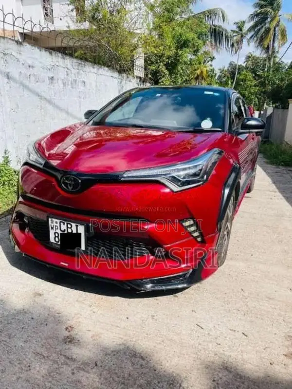 Toyota CHR NGX 10 2018 SUV (Used)