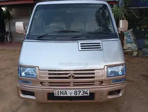 Tata Vingar 2011 Van (Used)