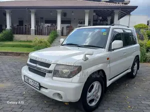 Mitsubishi Pajero 2001 SUV (Used)