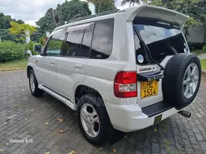 Mitsubishi Pajero 2001 SUV (Used)