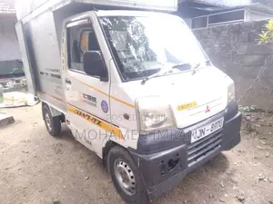 Mitsubishi MiniCab 1999 Lorry (Used)