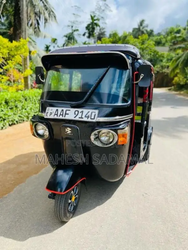 Bajaj 4 stroke 2012 Three Wheel (Used)