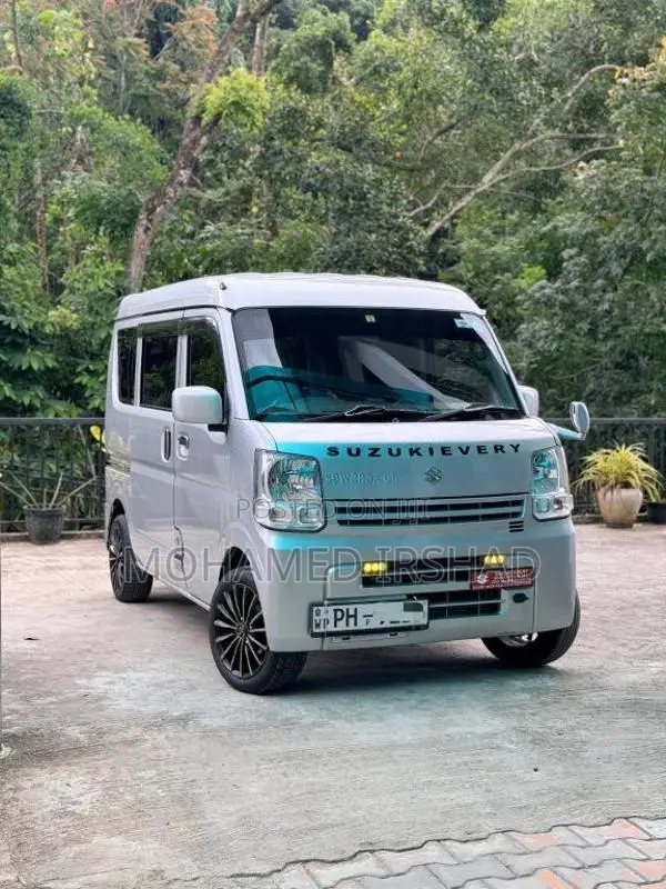 Suzuki DA17V 2017 Van (Used)