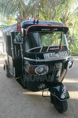 Bajaj 4 stroke 2012 Three Wheel (Used)