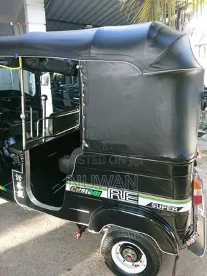 Bajaj 4 stroke 2012 Three Wheel (Used)