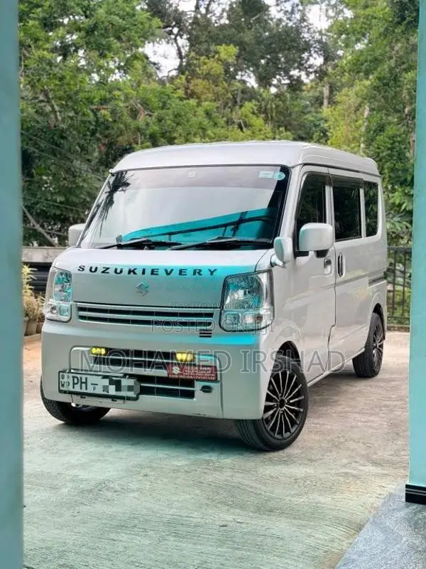 Suzuki DA17V 2017 Van (Used)