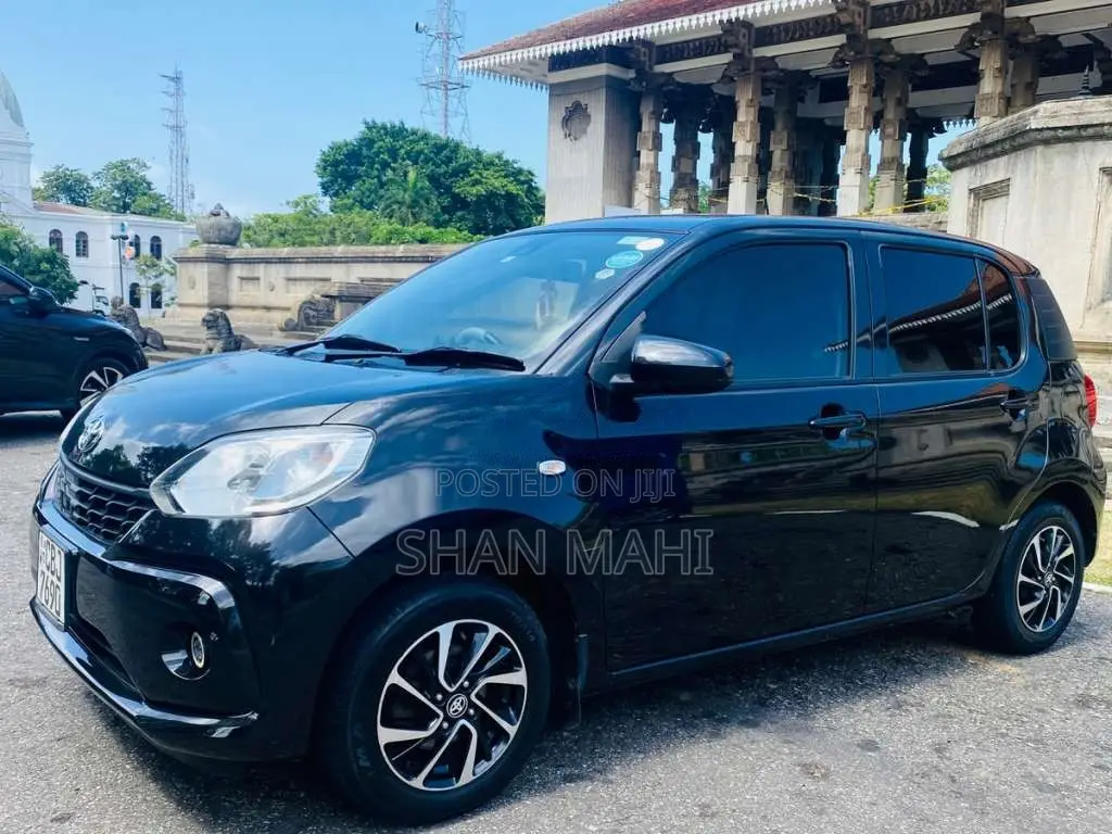 Toyota Passo 2016 Car (Used)