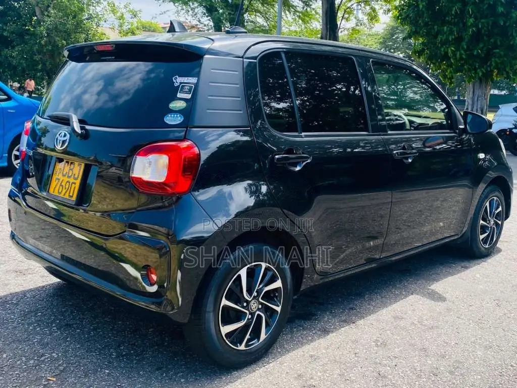 Toyota Passo 2016 Car (Used)