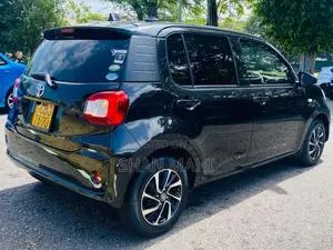 Toyota Passo 2016 Car (Used)