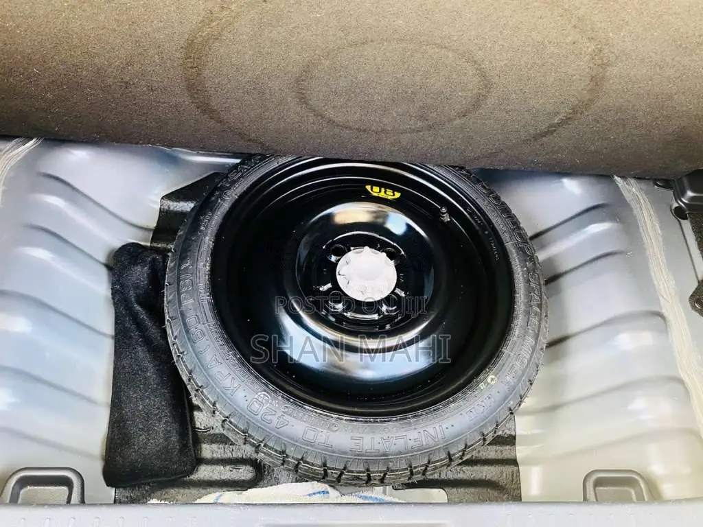 Toyota Passo 2016 Car (Used)