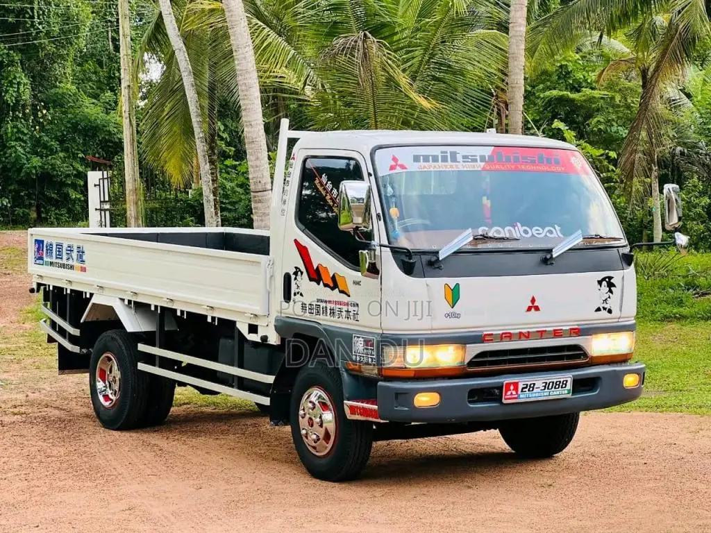 Mitsubishi Canter 1981 Lorry (Used)