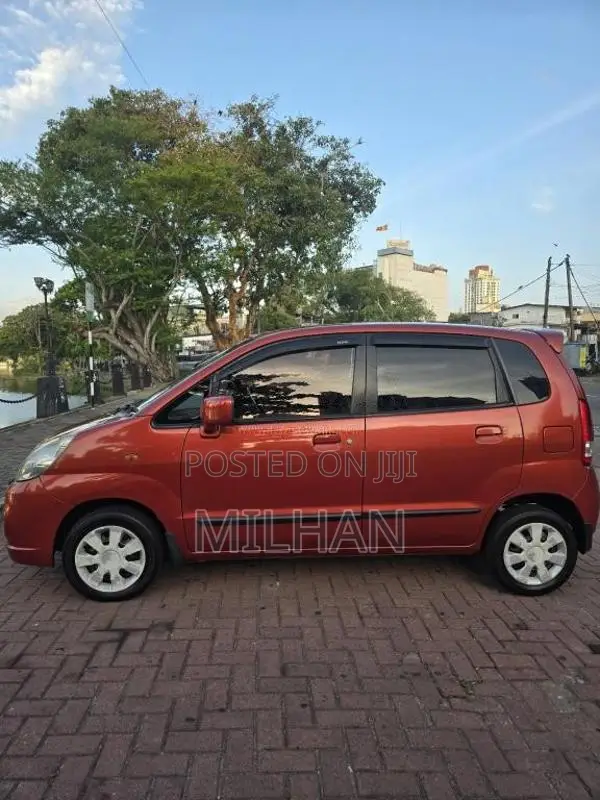 Suzuki Estilo 2010 Car (Used)