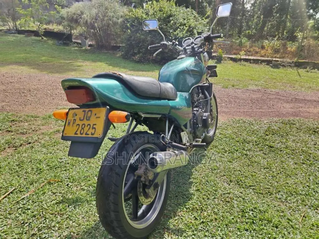 Honda Jade 2000 Motorbike (Used)
