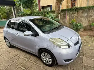 Toyota Vitz 2010 Car (Used)