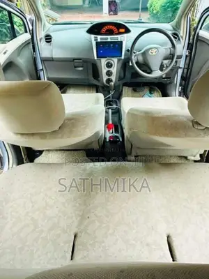 Toyota Vitz 2010 Car (Used)