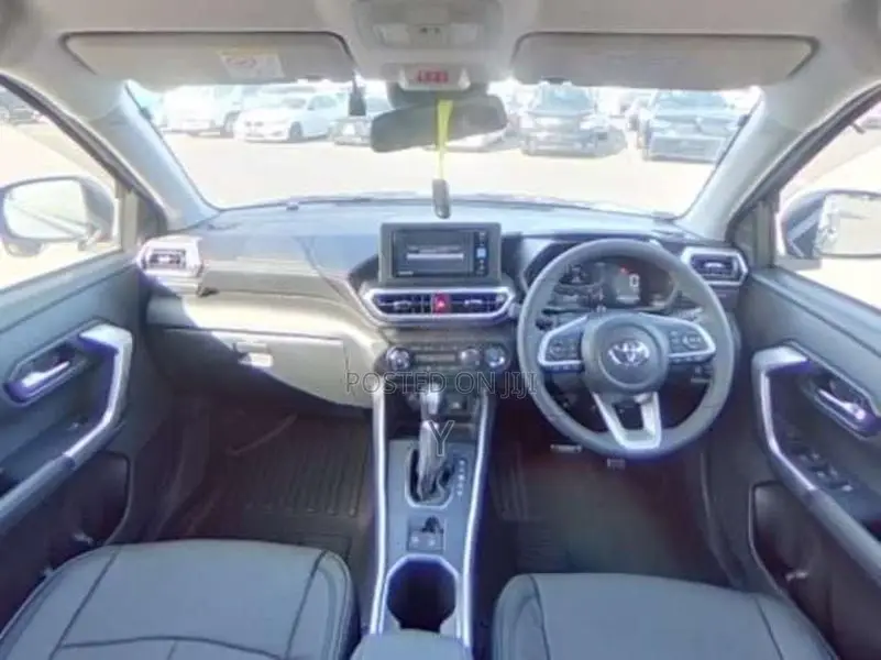 Toyota Raize Hybrid Z Grade 2024 SUV (Used)