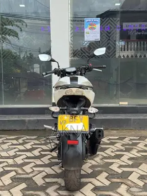 TVS Apache RTR 200 2017 Motorbike (Used)