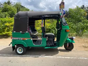 Bajaj 4 Stroke 2008 Three Wheel (Used)
