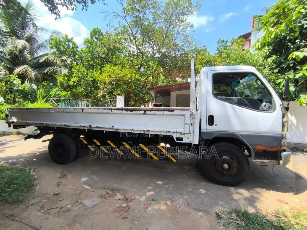 Mitsubishi Canter 16.5 1998 Lorry (Used)