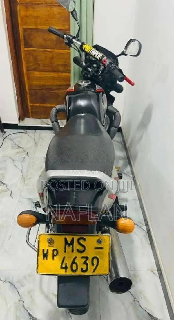 Bajaj CT-100 2006 Motorbike (Used)