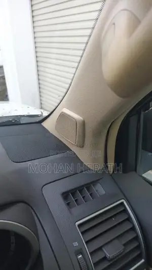 Toyota Land Cruiser Prado TRJ 150 TX 2015 SUV (Used)