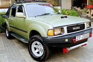 Isuzu KB 2WD 1980 Crew Cab (Used)