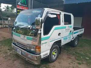 Isuzu CrewCab 1989 Crew Cab (Used)