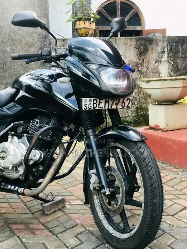 Bajaj Pulsar 2016 Motorbike (Used)