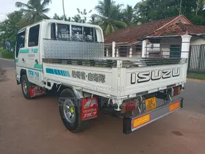 Isuzu CrewCab 1989 Crew Cab (Used)
