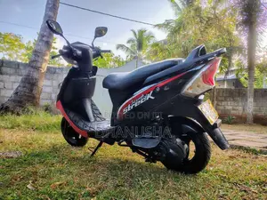 TVS Scooty Streak 2013 Motorbike (Used)