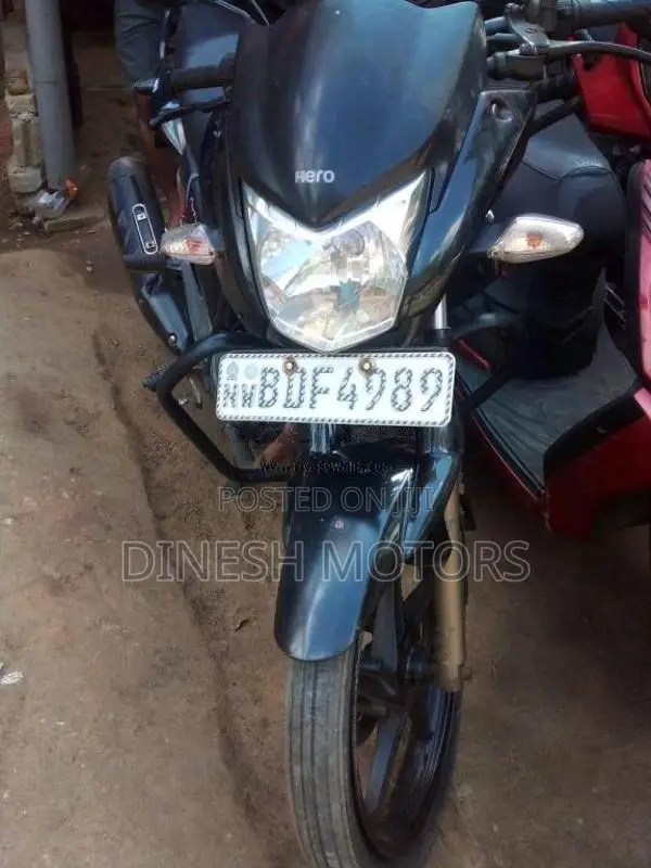 Hero Hunk 2016 Motorbike (Used)
