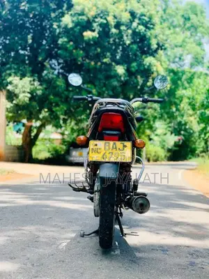 Bajaj CT-100 2013 Motorbike (Used)