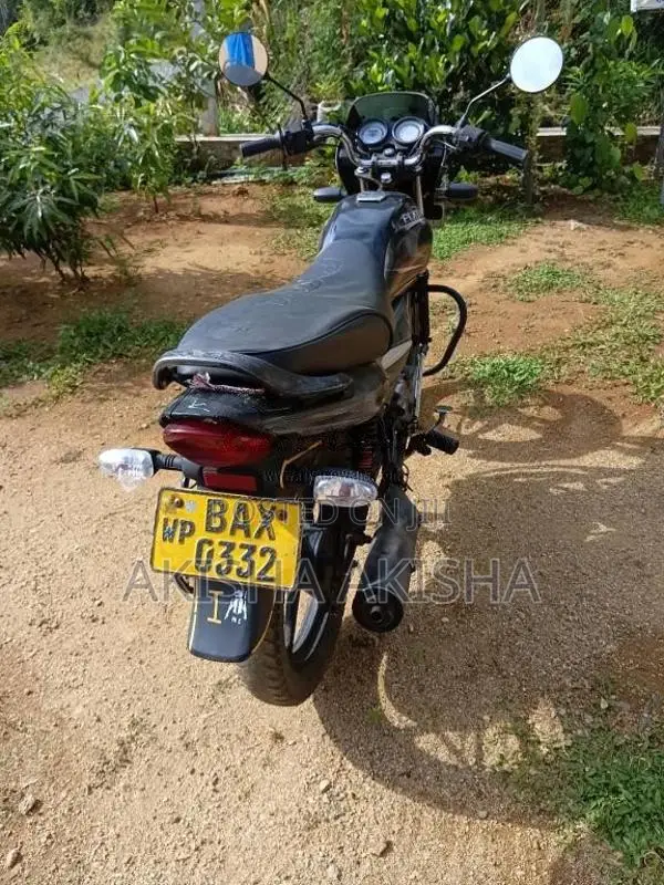 Bajaj Platina 2014 Motorbike (Used)