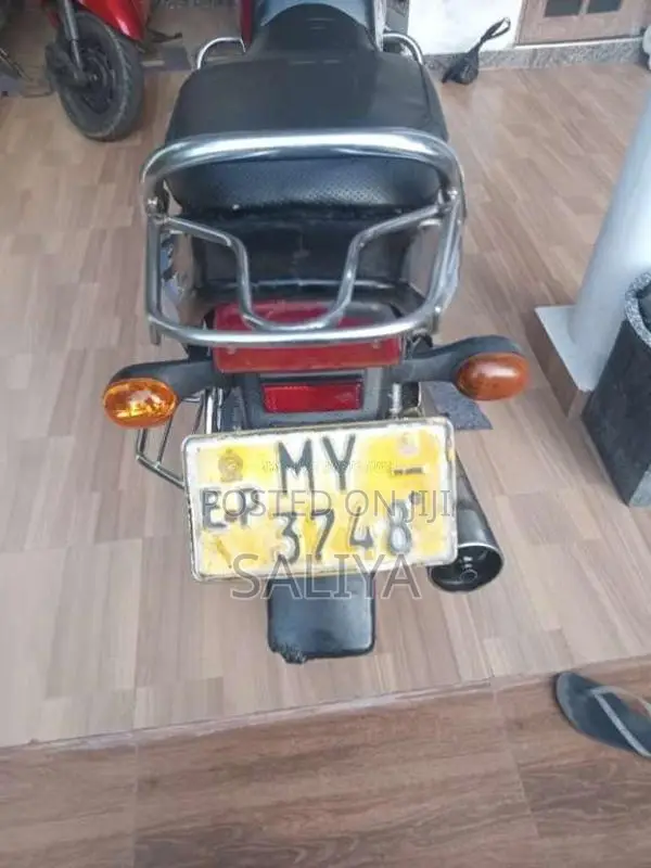Bajaj CT-100 2006 Motorbike (Used)