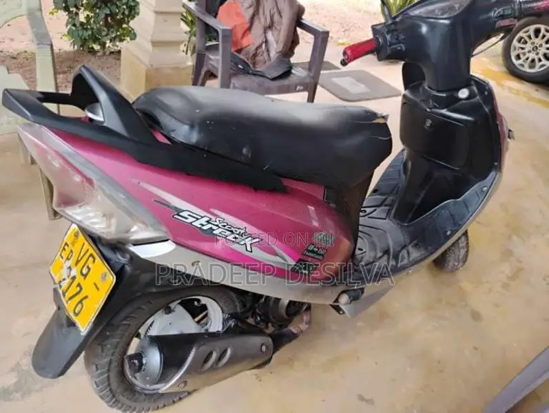 TVS Scooty Streak 2010 Motorbike (Used)