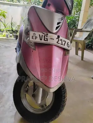 TVS Scooty Streak 2010 Motorbike (Used)