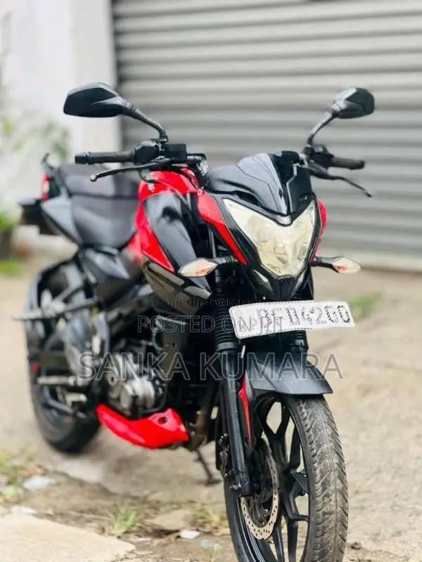 Bajaj Pulsar Ns 2017 Motorbike (Used)