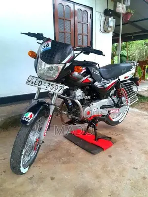 Bajaj CT-100 2009 Motorbike (Used)