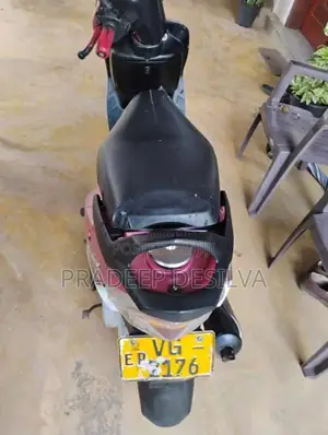 TVS Scooty Streak 2010 Motorbike (Used)