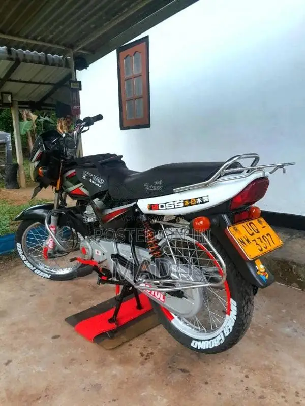 Bajaj CT-100 2009 Motorbike (Used)