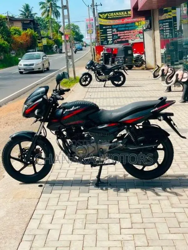 Bajaj Pulsar 150 2017 Motorbike (Used)