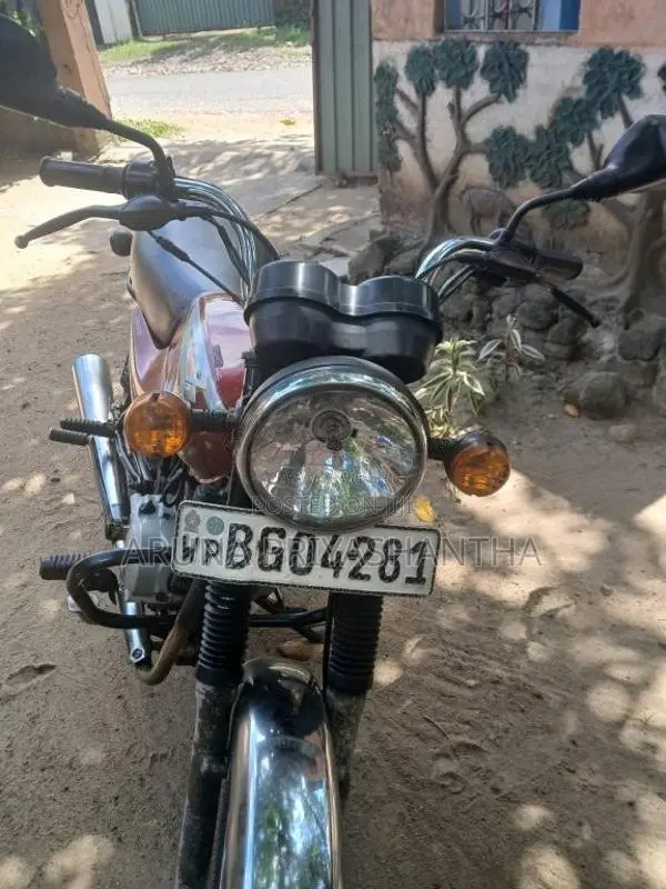 Bajaj Boxer 2018 Motorbike (Used)