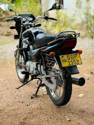Bajaj CT-100 2016 Motorbike (Used)